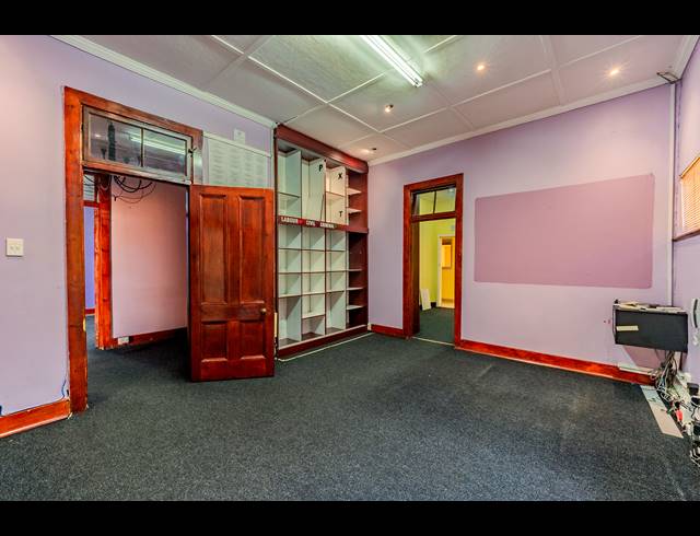 3 BEDROOM HOUSE FOR SALE IN WINDERMERE